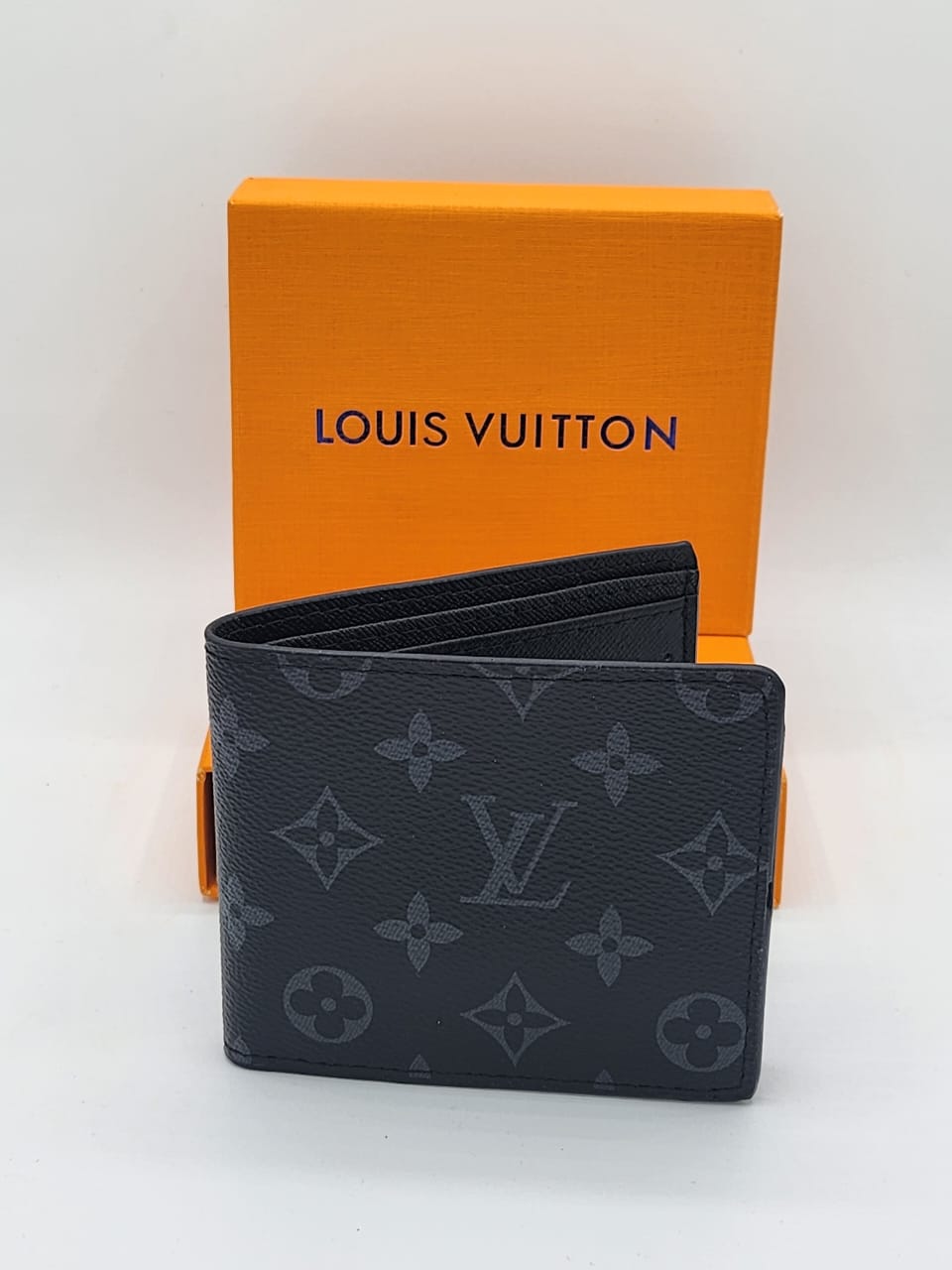 Branded Premium Wallet - LVS3 - Fashillionaire